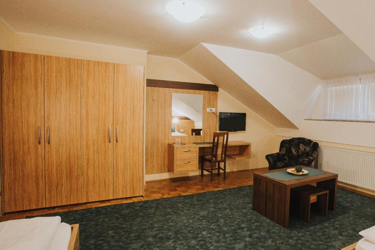 Gostisce Ulipi Hotel Slovenske Konjice Bagian luar foto